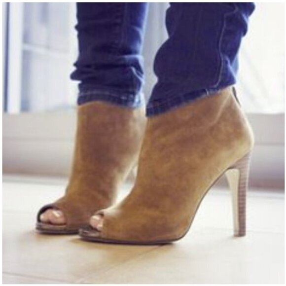 ❤️356 Julianne Hough for Sole Society Angela Peep Toe Leather Tan Bootie Heels - Picture 1 of 11